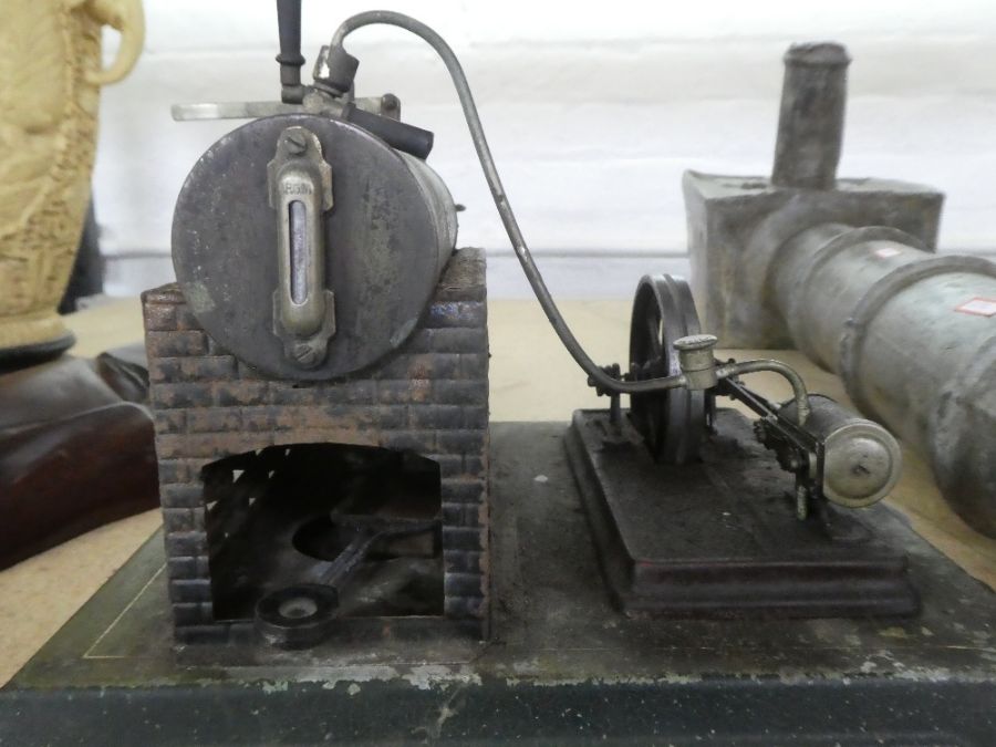 An old stationary steam engine, probably German - Image 2 of 4