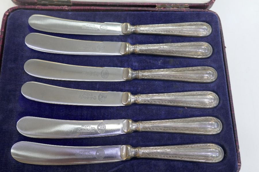 A set of six silver handled knives, cased Yates Brothers, Sheffield 1927, and various silver spoons - Image 2 of 7