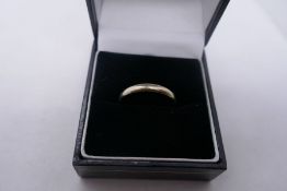 Unmarked wedding band, size P, 2g approx