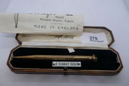 9ct yellow gold propelling pencil marked 375, 14.2g gross in original leather fitted case.