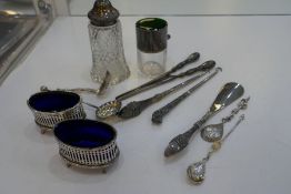 A mixed lot comprising two silver pierced salts with Bristol Blue inserts. Also with silver handled
