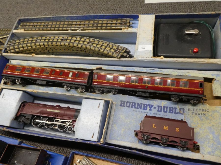 A quantity of Hornby OO gauge to include locomotives, The Duchess of Athol and one other with quanti - Image 2 of 6