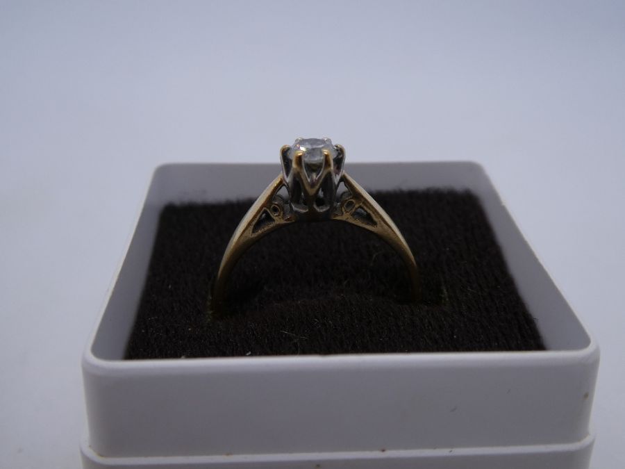 9ct yellow gold solitaire diamond ring, approx .33 carat, size O/P 2.1g approx
