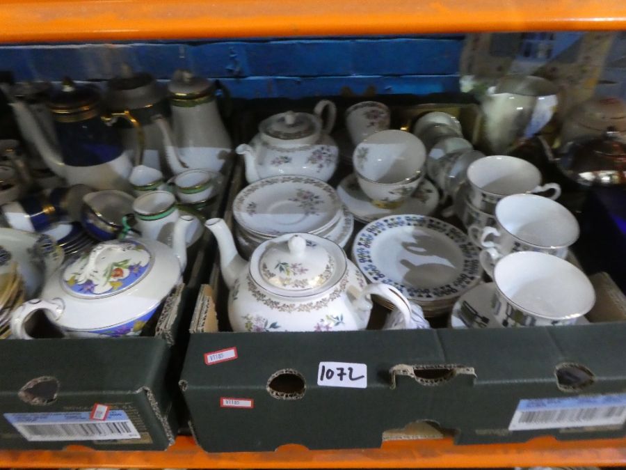 Large quantity of china comprising part dinner services of various manufacturers, including Royal Ke - Image 2 of 4
