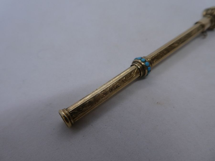 Yellow metal propelling pencil with applied turquoise beads, 6.2g unmarked - Image 3 of 7