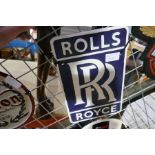 Rolls Royce emblem