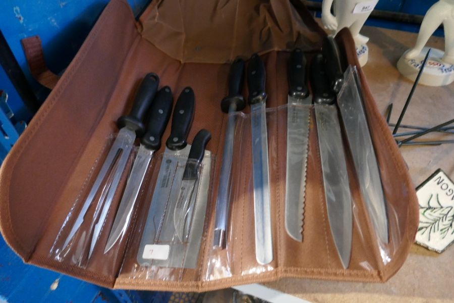 9 piece knife set in bag - Image 2 of 2