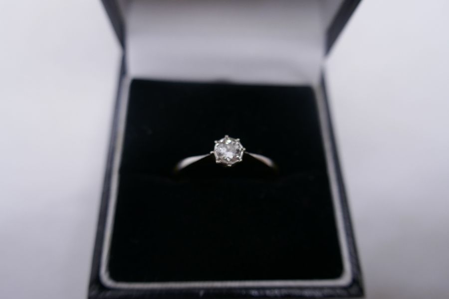 18ct yellow gold solitaire diamond ring set in platinum mount, approx 0.20carat, claw setting marked - Image 4 of 4