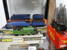 Two Wrenn boxed OO Gauge locomotives to include Sir Nigel Gresley, and 2 other locomotives, all boxe