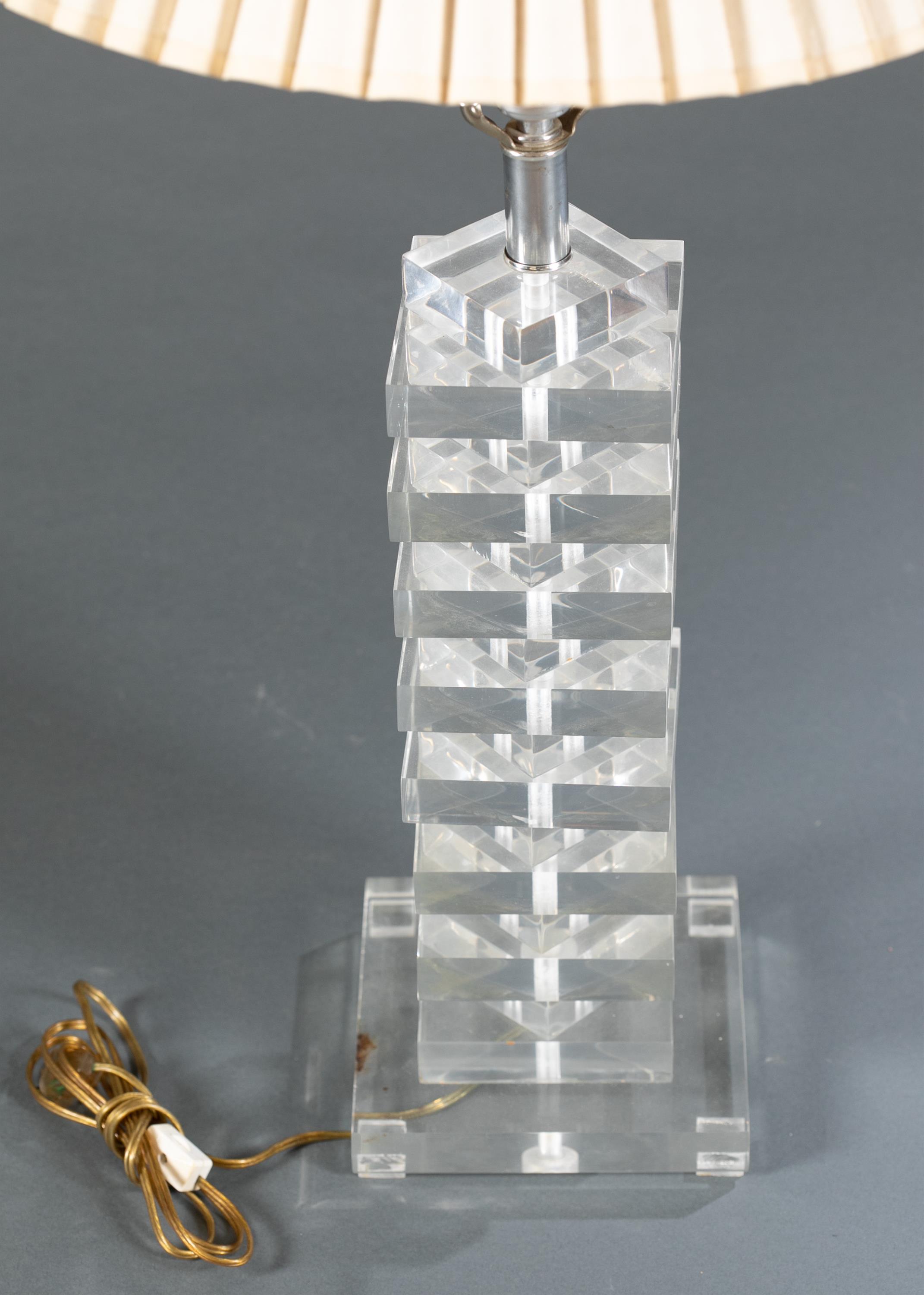 2 Hollywood Regency Bauer Lucite acrylic lamps. - Image 6 of 7