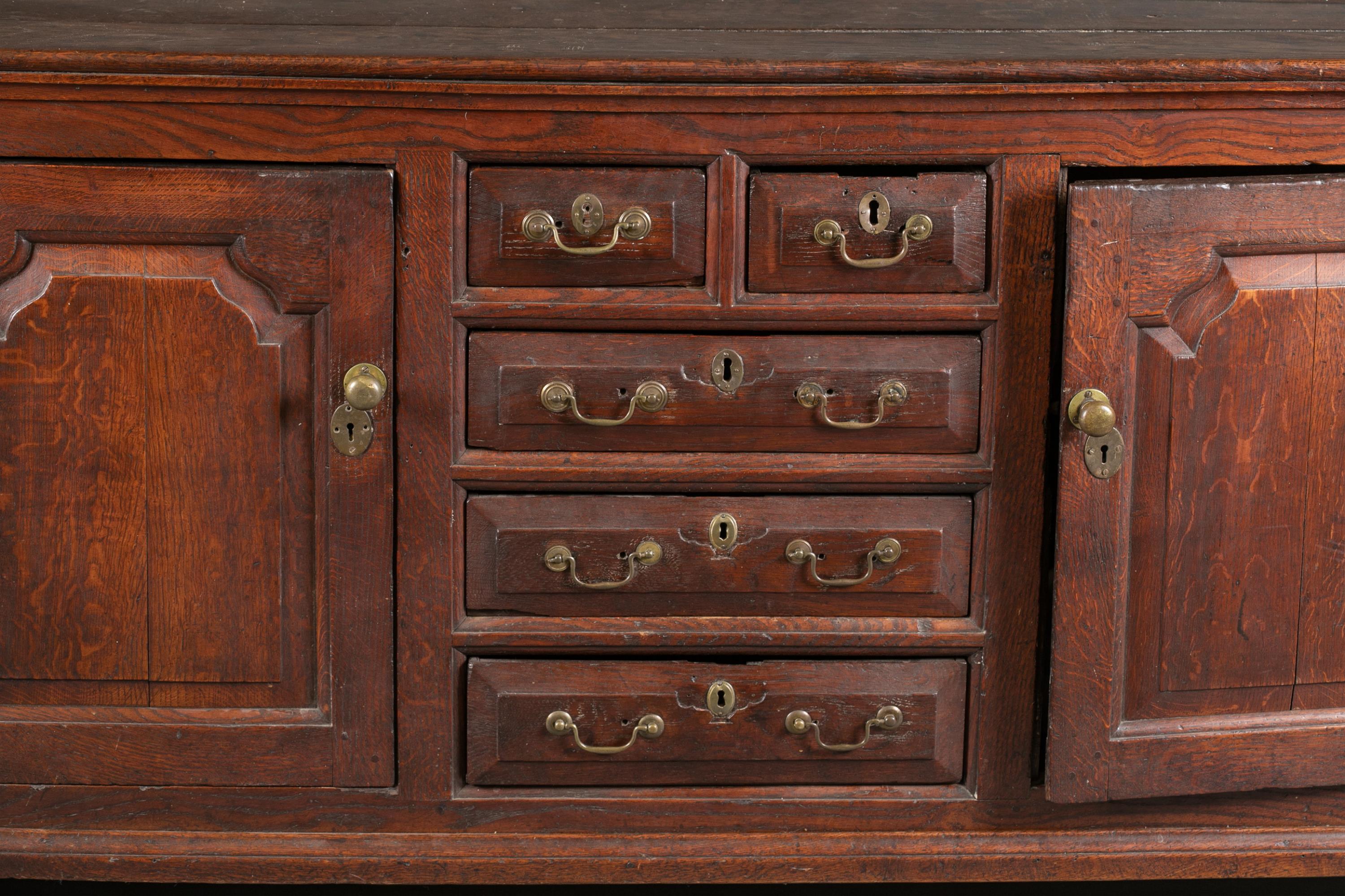 Welsh oak dresser or cupboard, 19th c. - Image 2 of 5