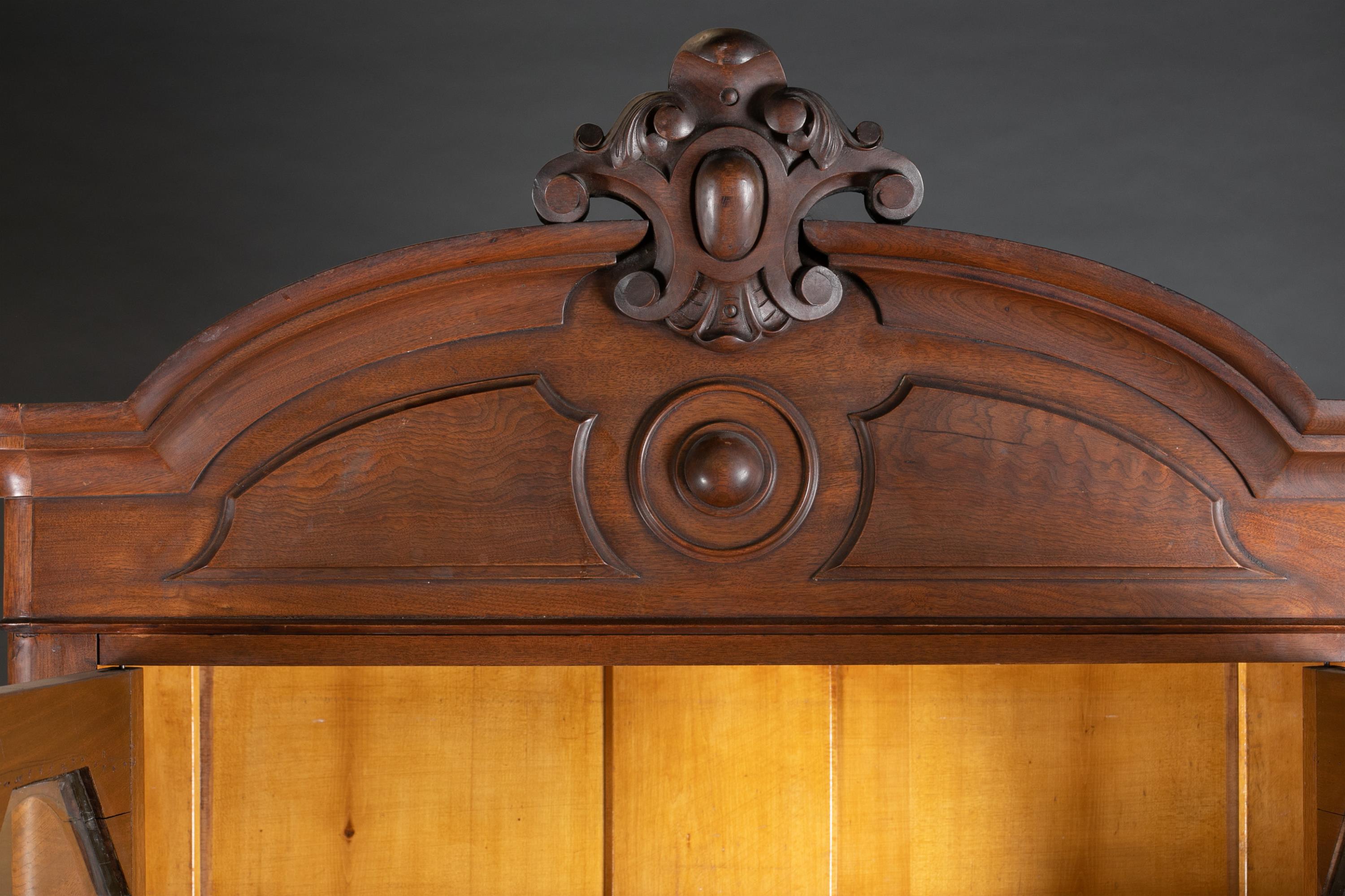 American walnut secretary bookcase, 19th c. - Image 10 of 10