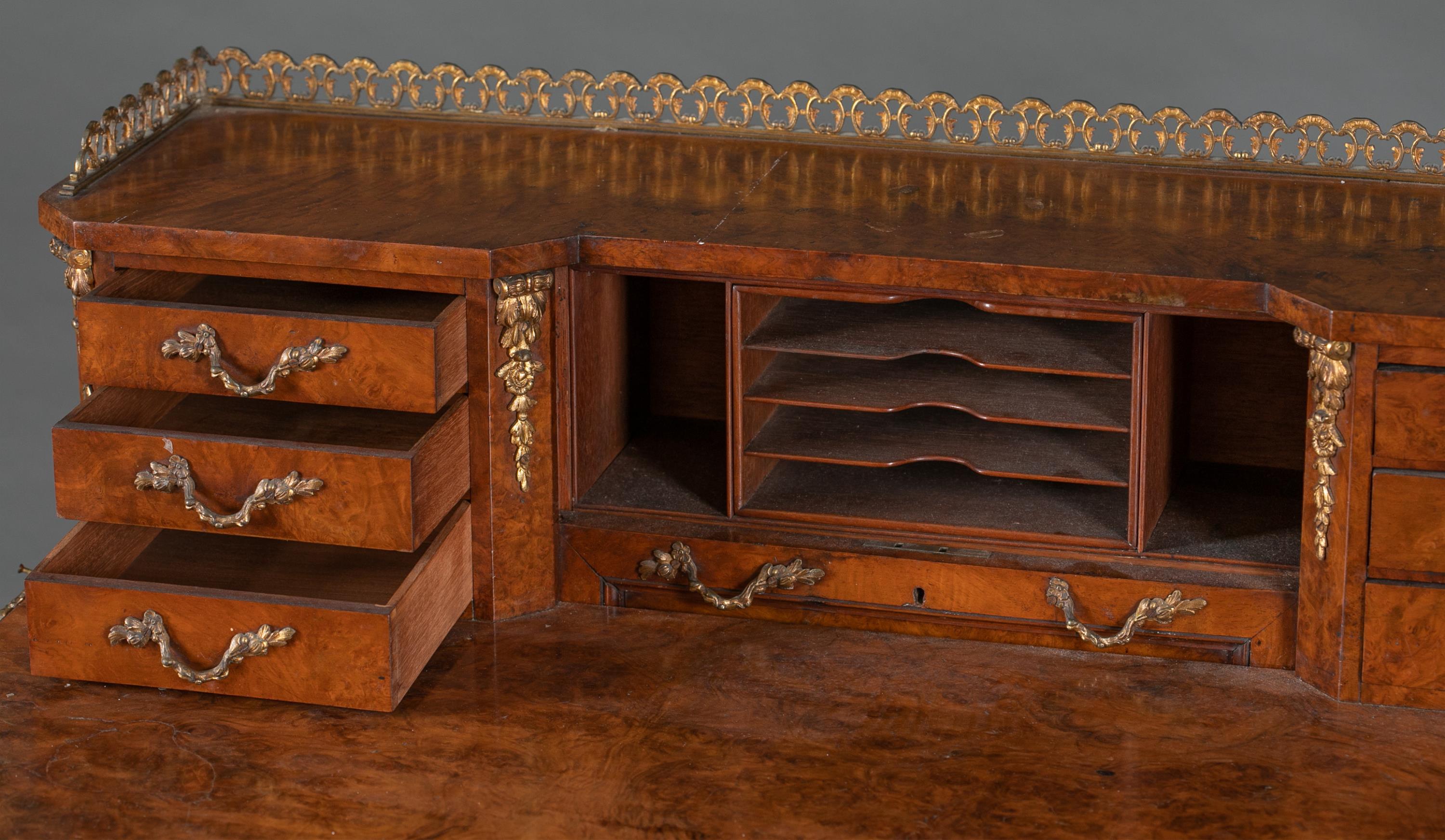 Louis XV style burlwood desk. - Image 6 of 7