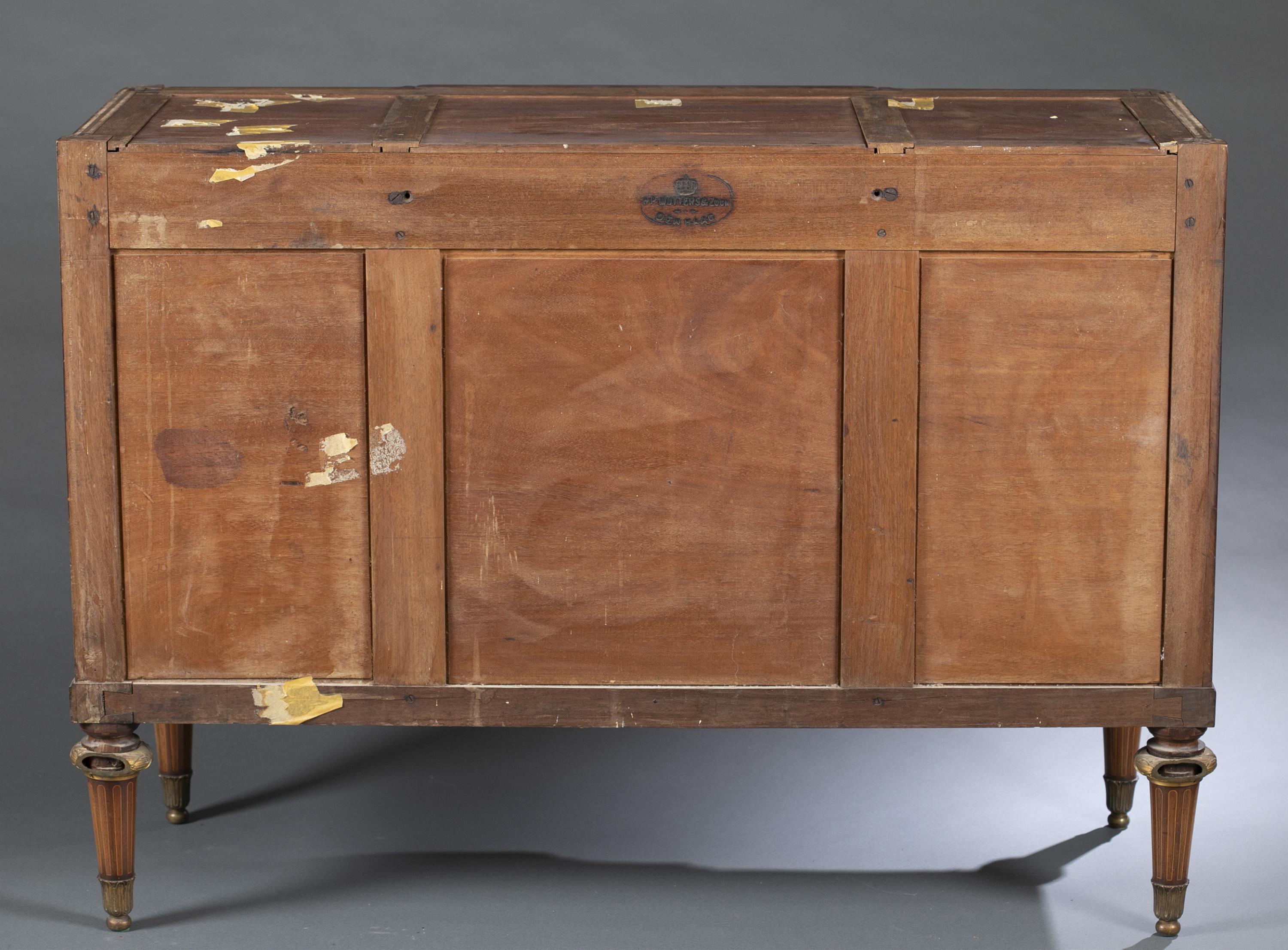 H.P. Mutters & Sons Neoclassical sideboard. - Image 9 of 10