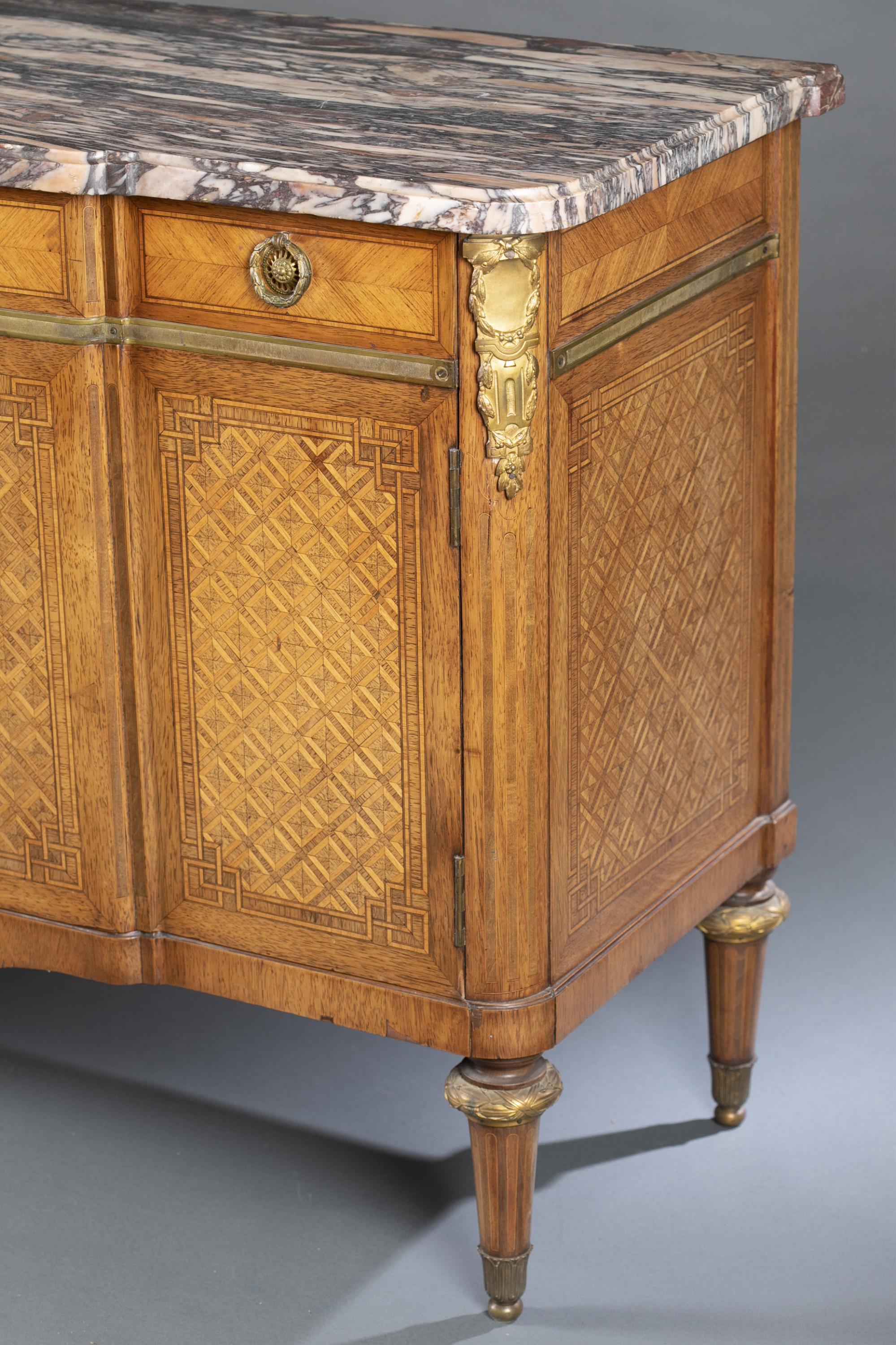 H.P. Mutters & Sons Neoclassical sideboard. - Image 4 of 10