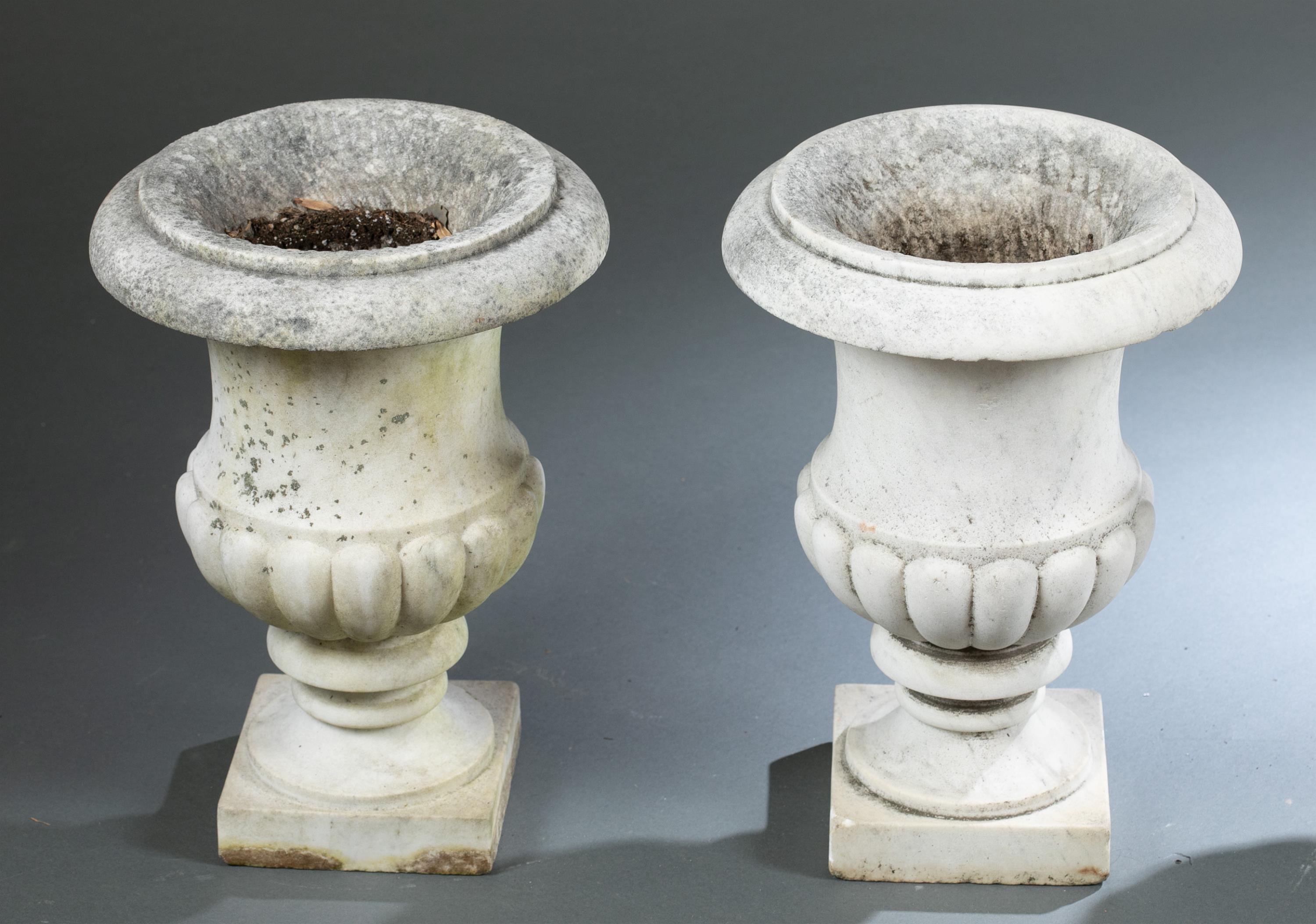4 marble Classical urns - Image 2 of 3