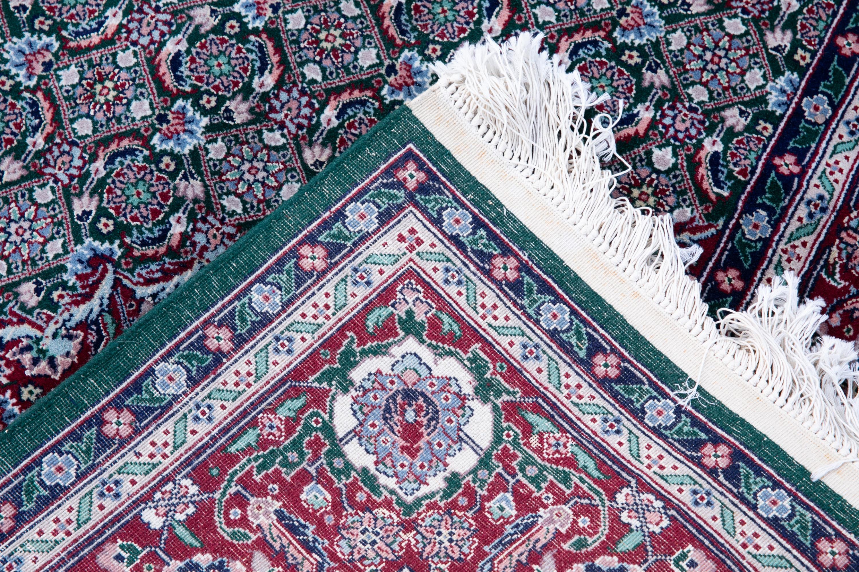 Sino-Persian Tabriz Mahi rug. - Image 4 of 4