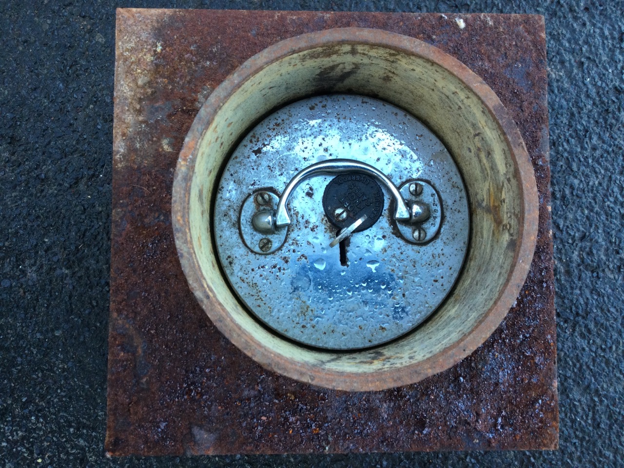 A square cast iron Fort Knox floor safe, with locking circular stainless steel cover. (9.5in x 9.5in - Image 2 of 3