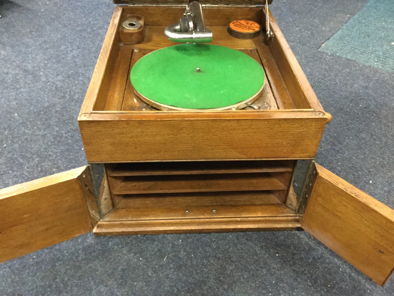 An oak cased His Masters Voice wind-up gramophone, with rectangular moulded top above a cabinet with - Image 2 of 3