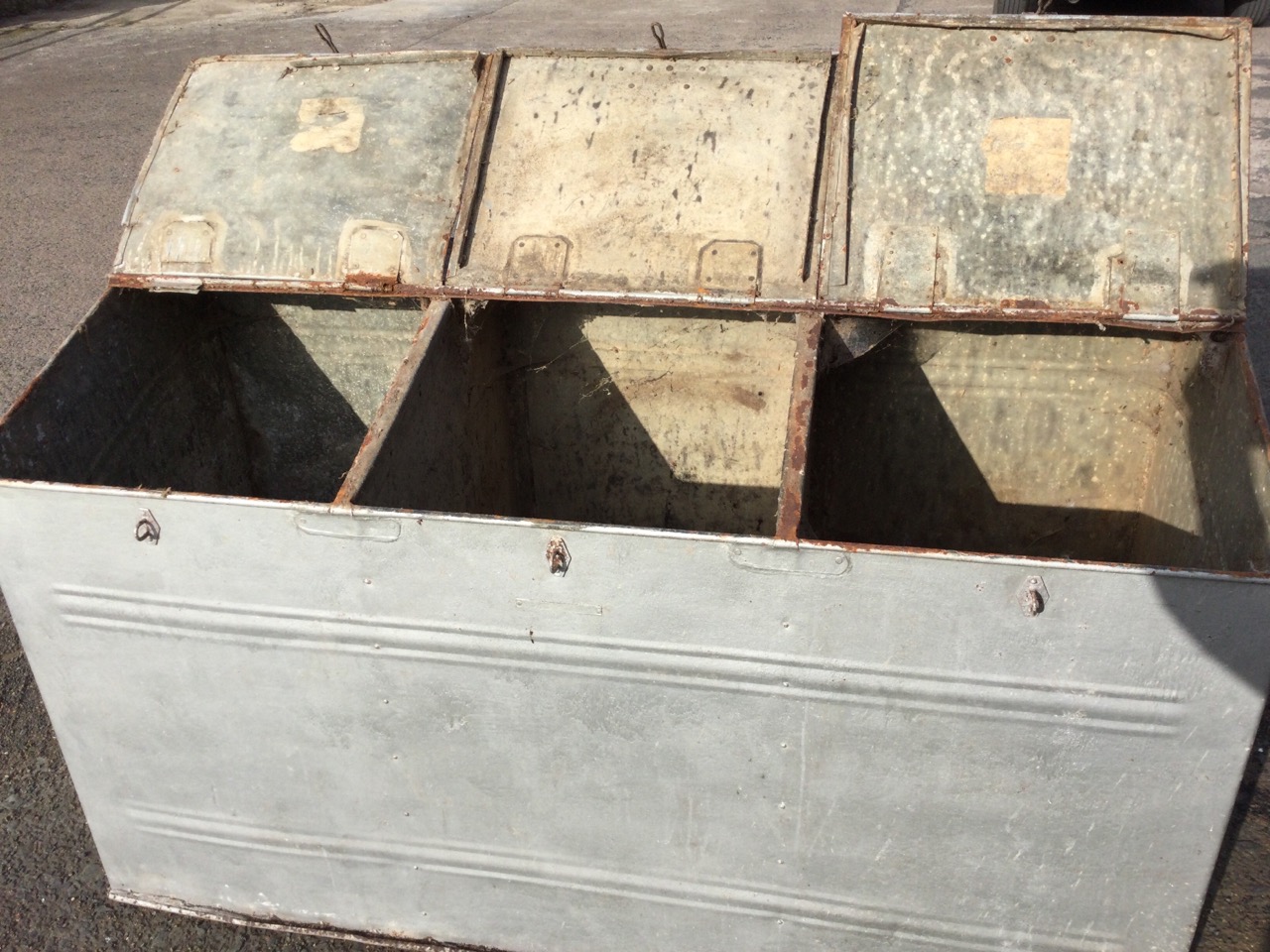 A galvanised metal feed bin with angled hinged lids, having three seperate compartments. (60in x - Image 2 of 3