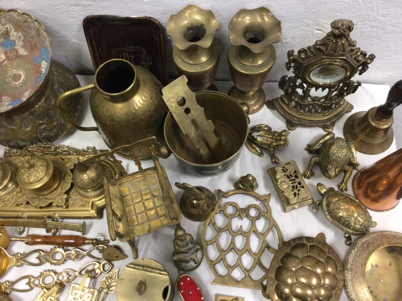 Miscellaneous brass including a desk stand, a pair of Indian vases, bowls, tortoises, ornaments, - Image 3 of 3