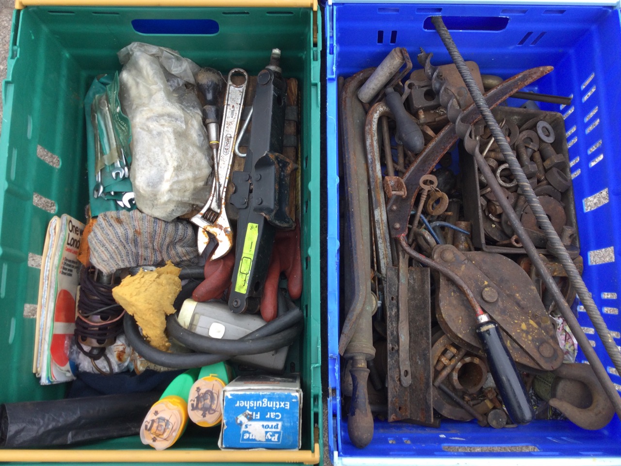 Miscellaneous tools including axes, spanners, pulleys, a jack, pumps, a pressure gauge, nuts & - Image 2 of 3