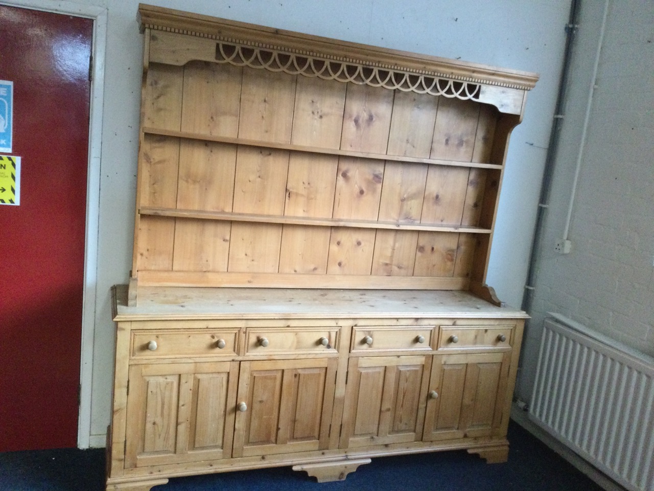 A pine dresser, the delft rack with moulded dentil cornice above a pierced fretwork apron, having - Image 3 of 3