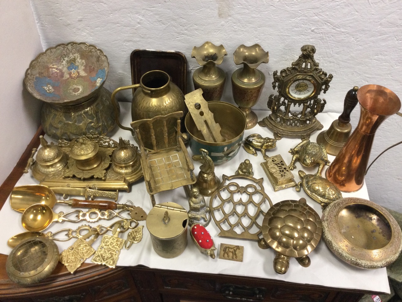 Miscellaneous brass including a desk stand, a pair of Indian vases, bowls, tortoises, ornaments, - Image 2 of 3