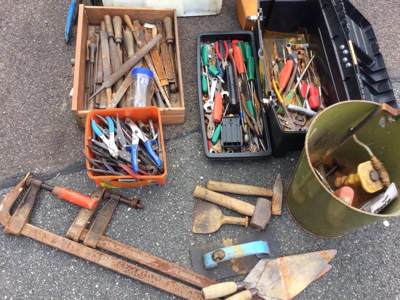 Miscellaneous hand tools including files, pliers, cutters, hammers, screwdrivers, wire brushes, - Image 3 of 3