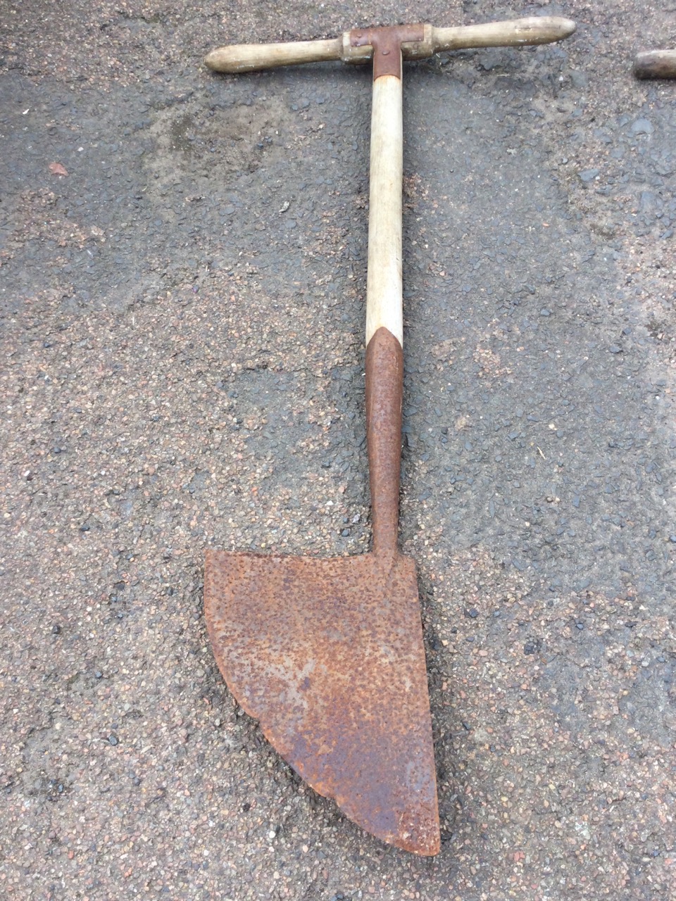 An old peat shovel with ash shaft and iron mount having shaped blade; and a similar rare half shovel - Image 2 of 3