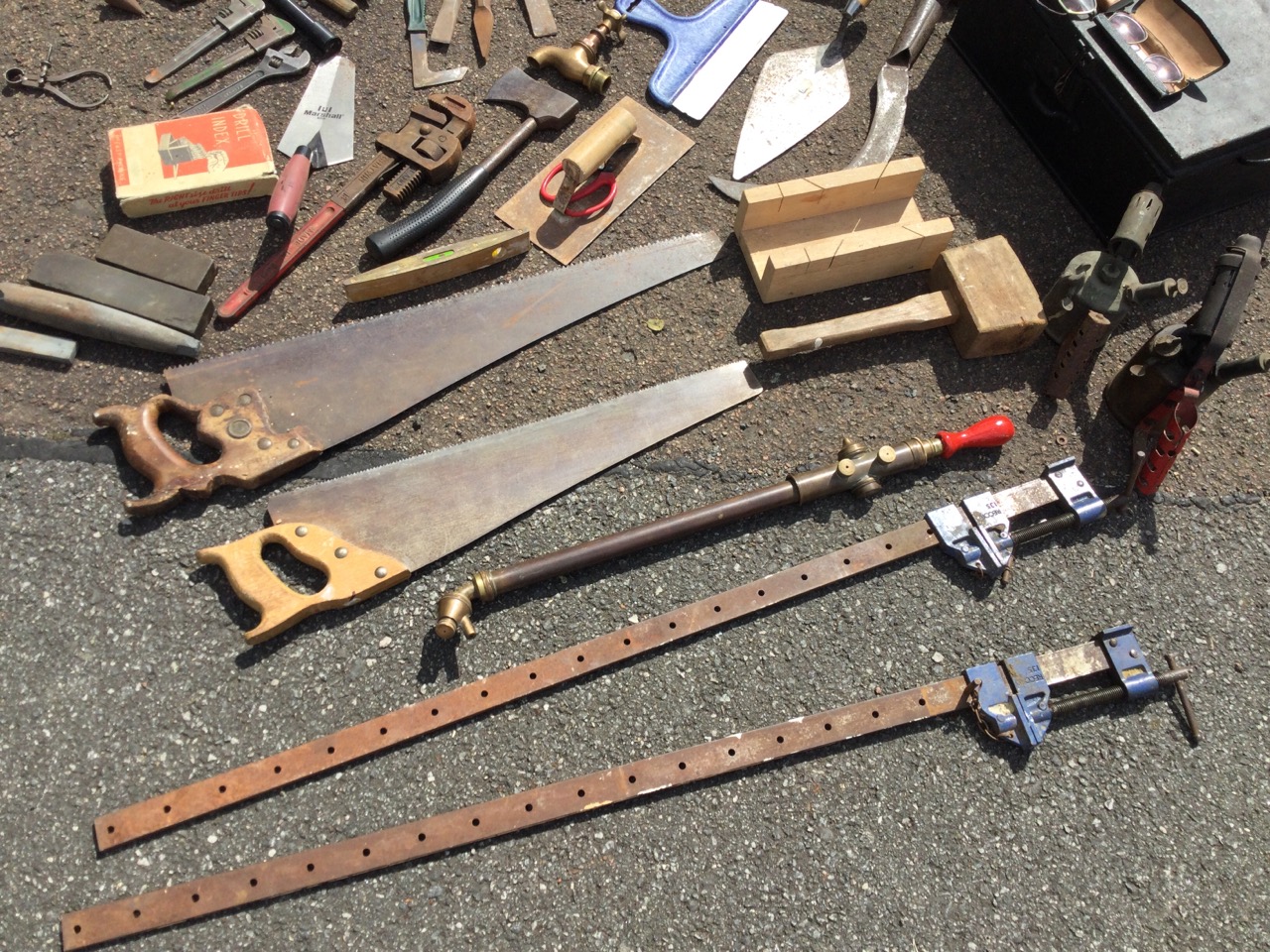 Miscellaneous tools - saws, chisels, callipers, sharpening stones, a pair of sash clamps, - Image 3 of 3