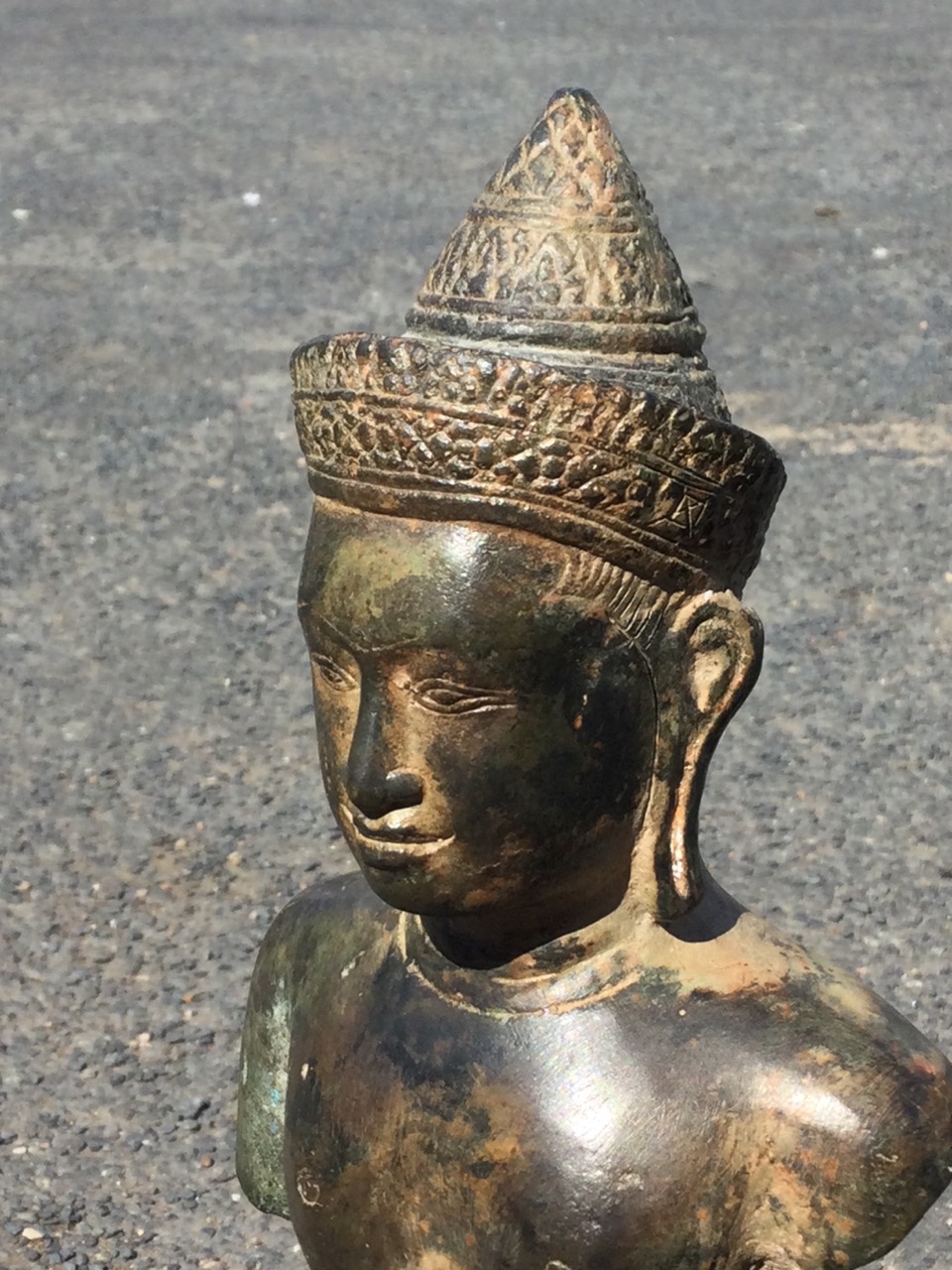 A C12th style Khmer bronze standing male figure, wearing headdress with chignon carved with foliage, - Image 3 of 3