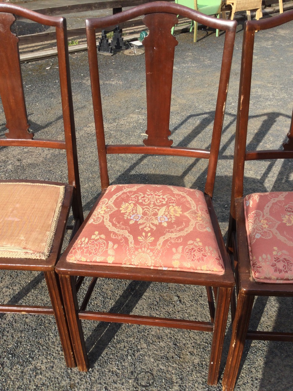 A set of three Edwardian mahogany bedroom chairs having arched backs and shaped splats above - Image 3 of 3