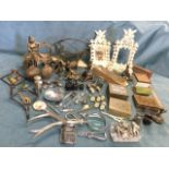 Miscellaneous metalware including a pair of painted cast iron frames, coathooks, birds, a letterbox,