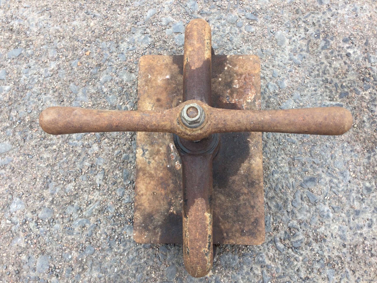 A Victorian rectangular cast iron press with screw mechanism and shaped swinging handle. (19in) - Image 2 of 3