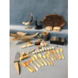 Miscellaneous horn & bone items including a set of miniature carved elephants, a beaker, carved