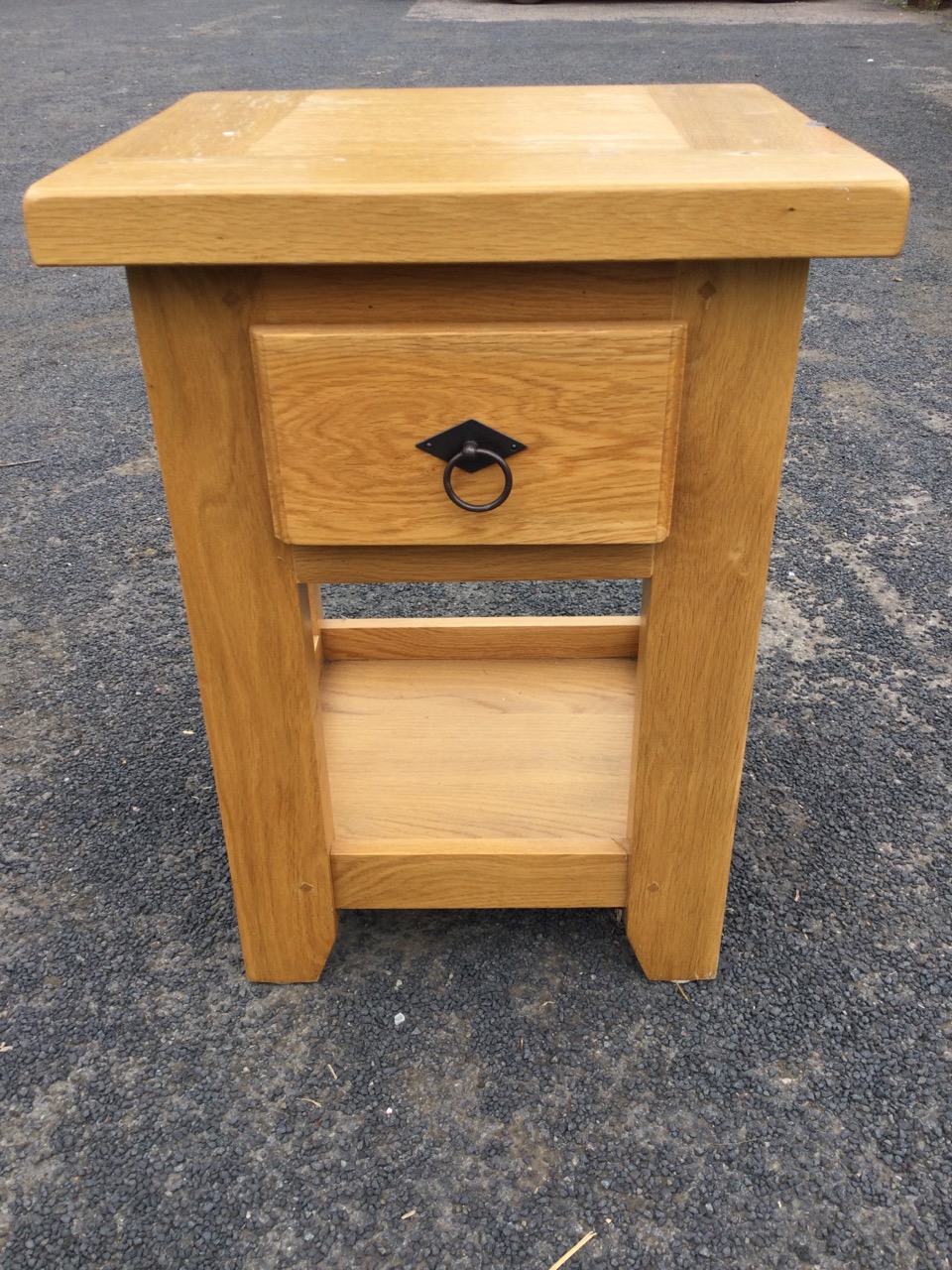 A contemporary oak side table with thick dowelled top above a frieze drawer, raised on rectangular - Image 3 of 3