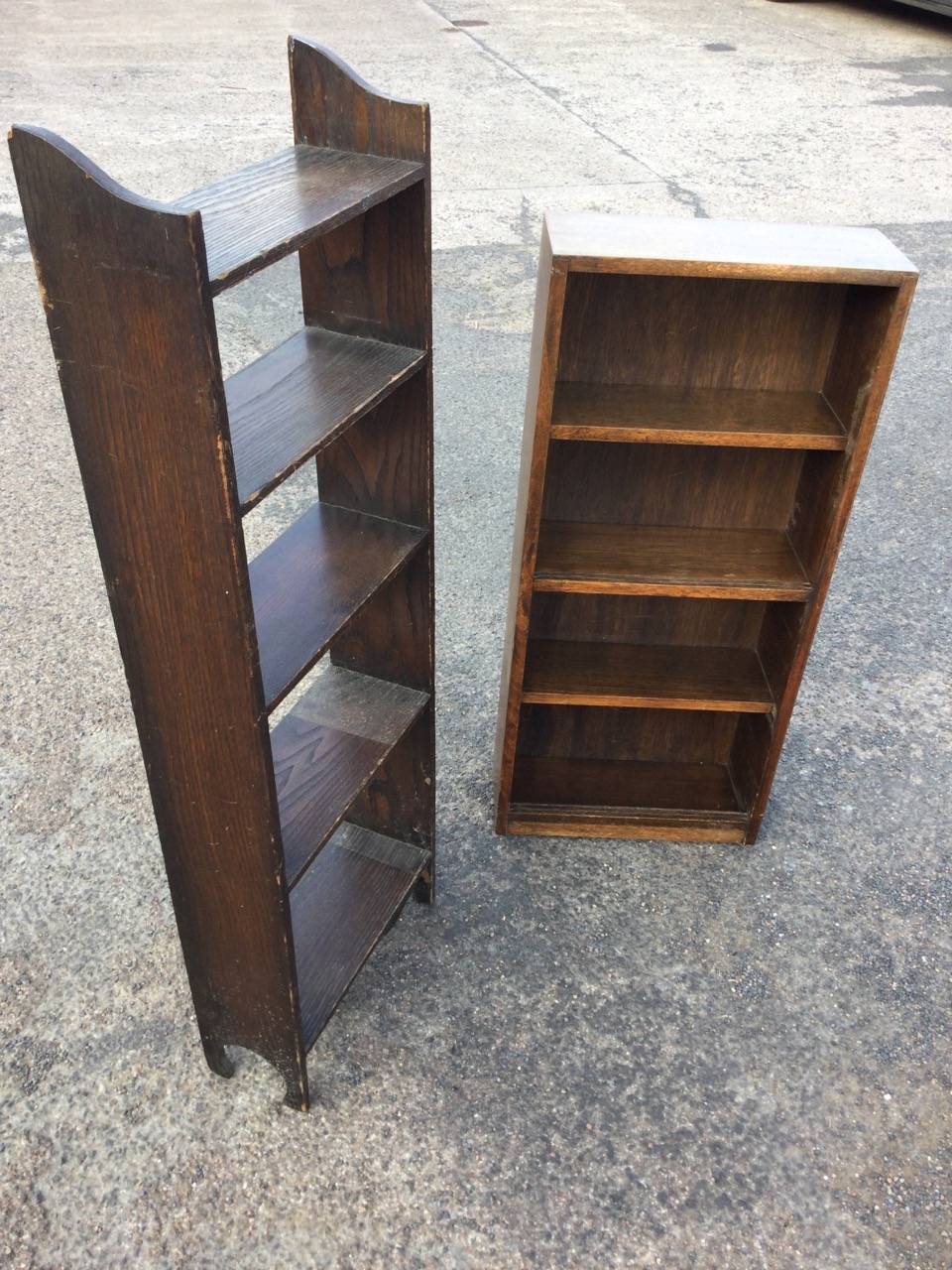 An oak open bookcase with five shelves having shaped sides; and another small set of open - Image 3 of 3