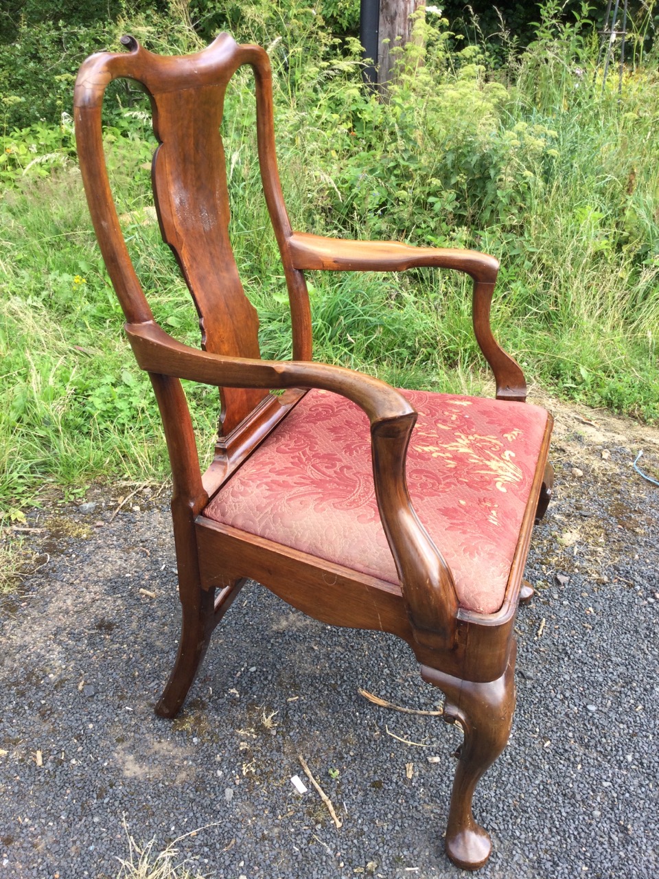 A nineteenth century Queen Anne style walnut armchair with wide shaped splat beneath a scroll carved - Image 3 of 3