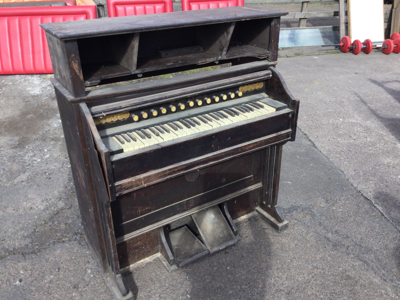 An American harmonium by Mason & Hamlin of Boston with three compartments above a five octave - Image 3 of 3