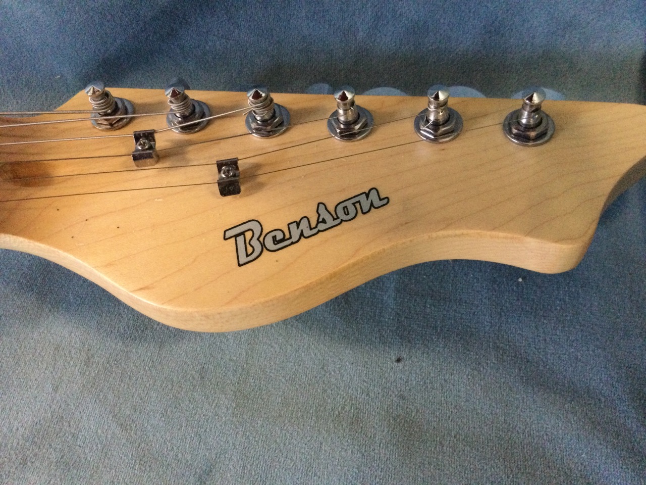 A Benson electric guitar. (39in) - Image 2 of 3