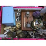 Miscellaneous collectors items including boxed Wedgwood napkin rims, a late Victorian oak desk tidy,