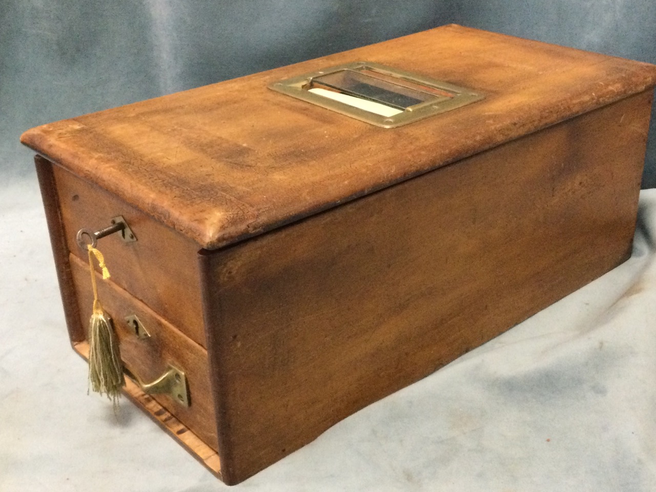 An old Edwardian till box with brass mounts, the interior with paper till roll above a fitted cash - Image 3 of 3