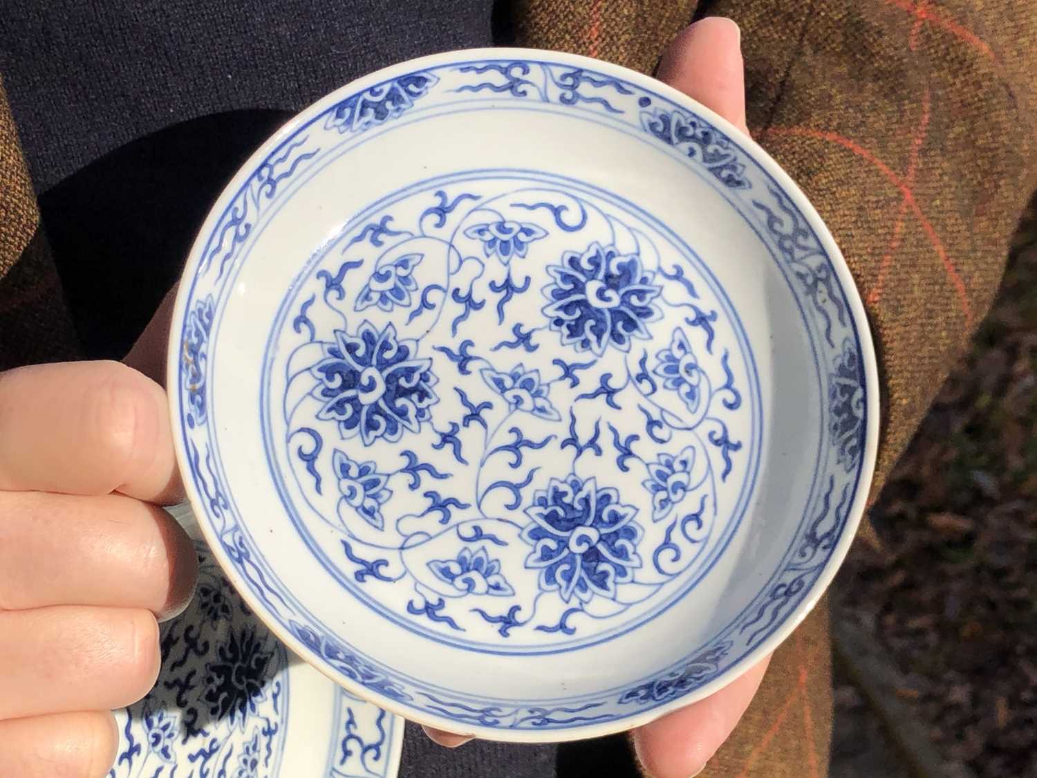 Pair of Chinese Guangxu blue and white saucer dishes - Bild 19 aus 27