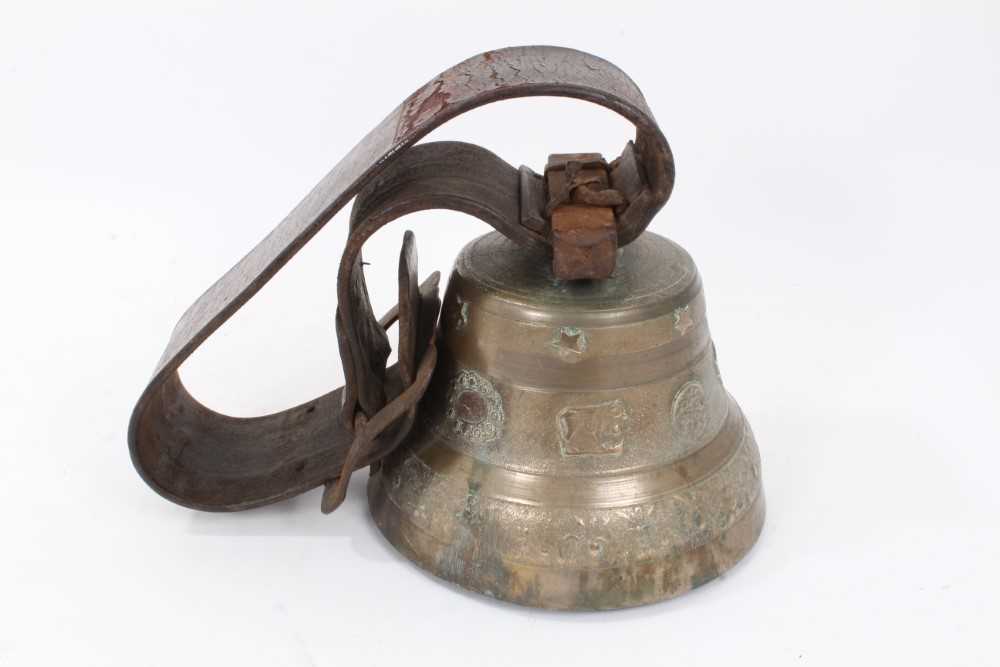 Very large Swiss cow bell by A. Brelaz with leather mount - Image 4 of 7