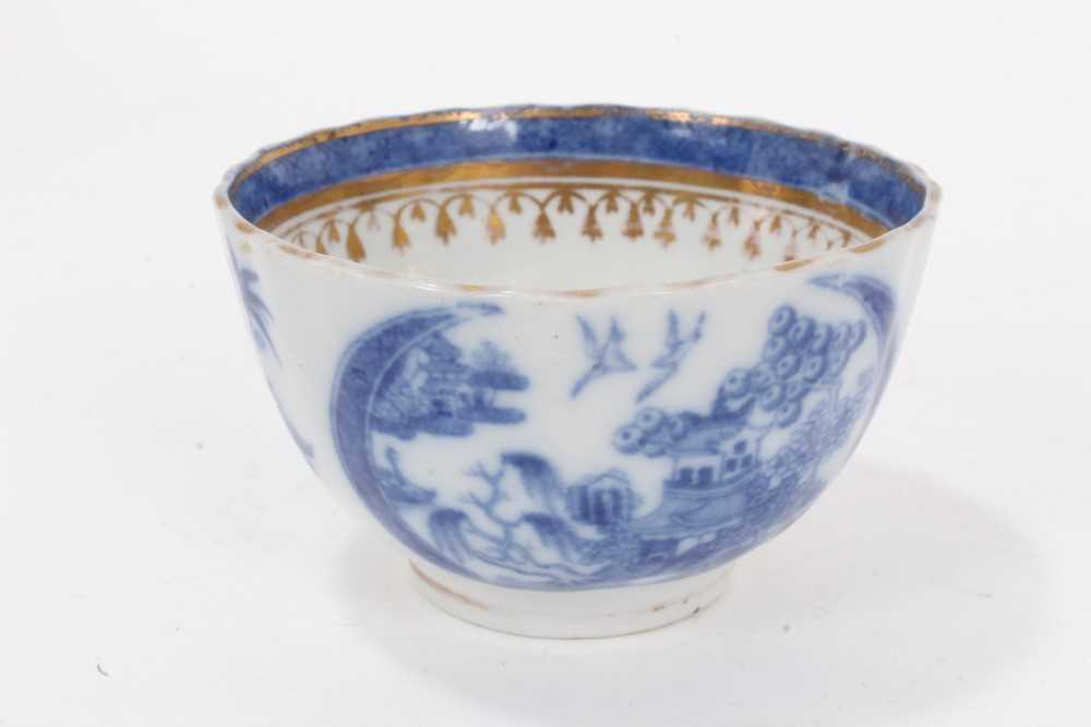 A Miles Mason blue printed teapot stand, impressed mark, and other blue printed items - Image 25 of 28