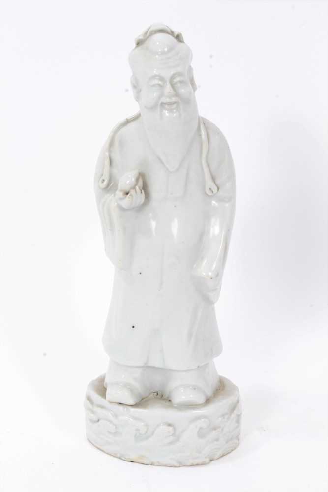 Good pair of antique Chinese Qing period blanc de chine figures, the female figure carrying a fly wh - Bild 2 aus 13