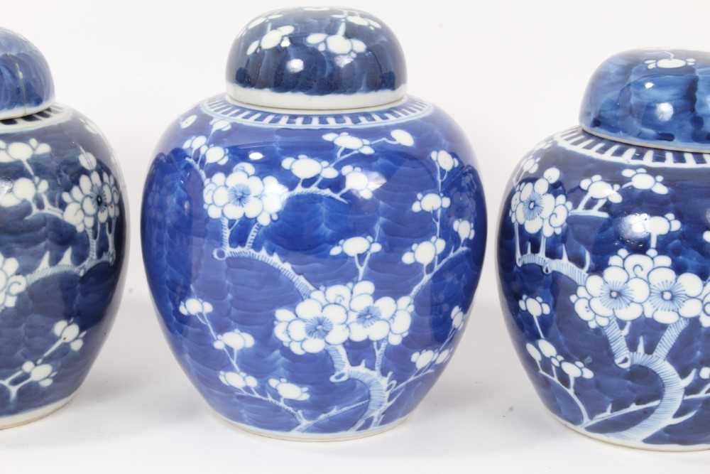 Group of 19th century Oriental ceramics - Image 49 of 60