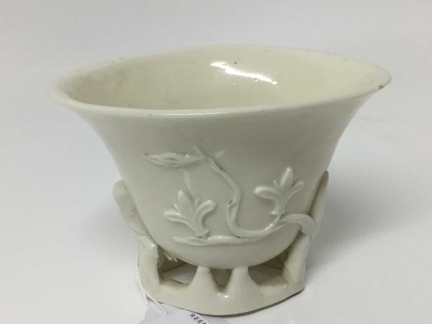 Chinese blanc de chine libation cup - Bild 14 aus 15