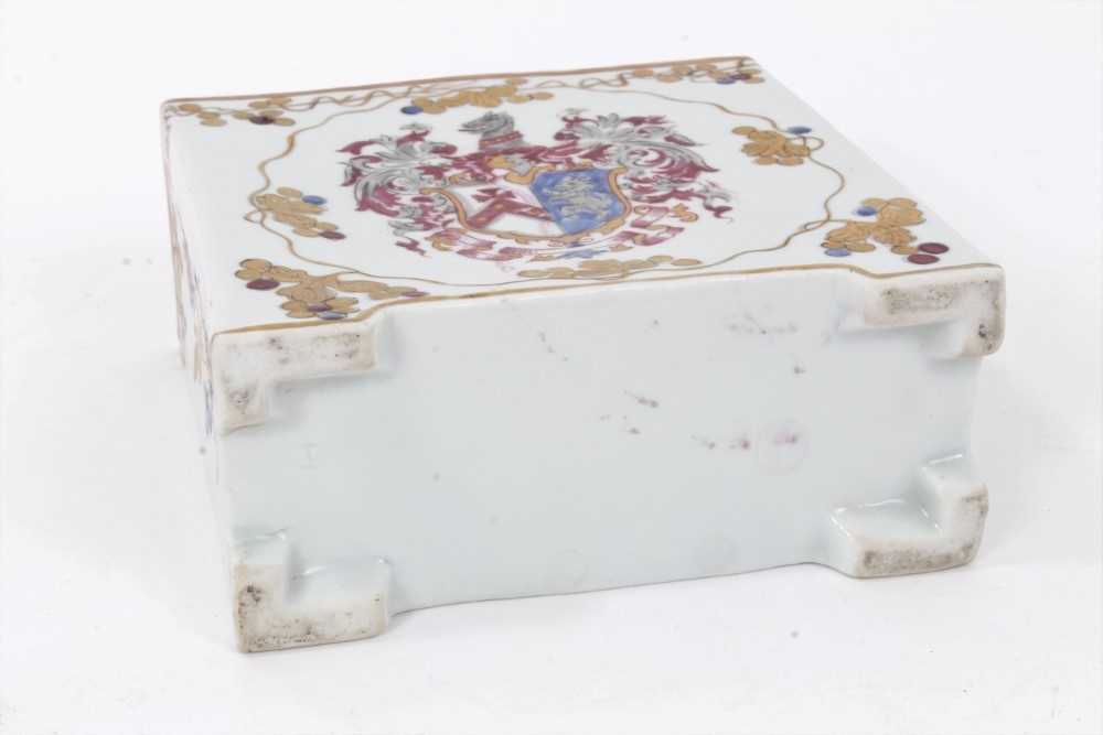 Large Samson Armorial Chinese-style porcelain tea caddy - Image 8 of 8